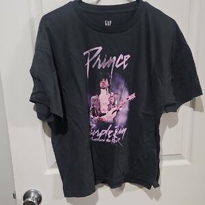 Bundle Sake | 4 For‎ $20 | GAP Charcoal Prince Graphic Tee